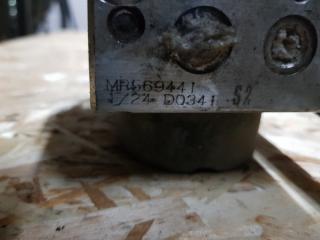 Блок abs Mitsubishi Lancer Cedia 2000-2003