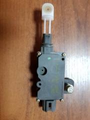 Замок крышки багажника Nissan Primera 2002-2008