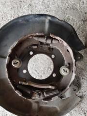Установочный комплект задних колодок Toyota Rav 4 2004