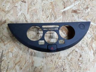 Запчасть накладка консоли Nissan Note 2006