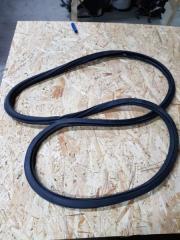 Уплотнитель дверного проема задний правый Volkswagen Polo 2012