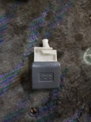 Ручка открывания капота Mitsubishi Lancer Cedia 2000-2003