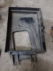 Фото запчасти рамка салонного фильтра Volkswagen Passat 2004 Б/У запчасть Запчасть рамка салонного фильтра Volkswagen Passat 2004