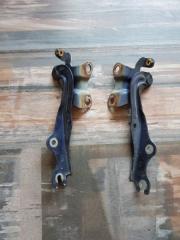 Запчасть петля капота Mazda Demio 2002-2005