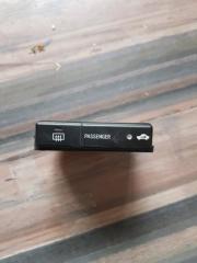 Кнопка обогрева заднего стекла Toyota Avensis 2004