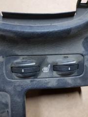 Кнопка обогрева сидения Toyota Avensis 2004