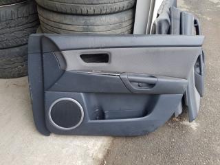 Обшивка двери передняя правая Mazda Mazda3 2003-2006