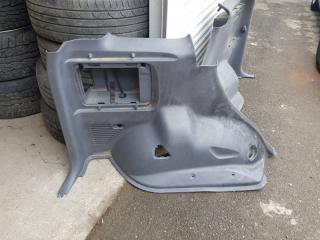 Обшивка багажника задняя левая Toyota Rav 4 2004