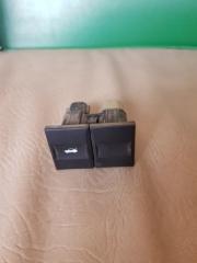 Кнопка открывания багажника Ford Mondeo 2005