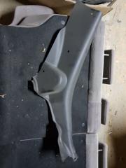 Накладка задней стойки задняя левая Mazda Mazda3 2003-2006