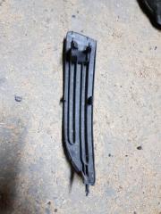 Заглушка бампера Toyota Corolla 2000-2004