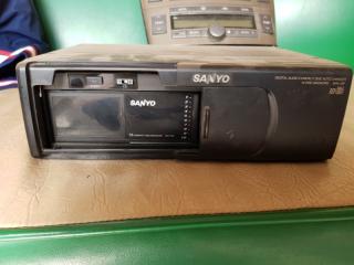 Cd-чейнджер Nissan Primera 2002