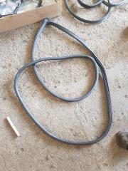 Уплотнитель дверного проема передний левый Nissan Teana 2011