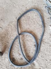 Уплотнитель дверного проема задний левый Nissan Teana 2011