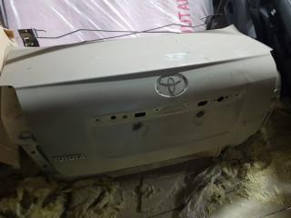 Крышка багажника Toyota Avensis 2004