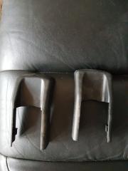 Накладка салазки сидения передняя левая Nissan Teana 2011 контрактная Накладка салазки сидения передняя левая Nissan Teana 2011