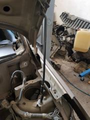 УПОР КАПОТА Nissan Note 2010 контрактная УПОР КАПОТА Nissan Note 2010