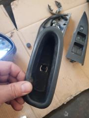 Запчасть ручка двери внутренняя Nissan Note 2010