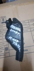Накладка крыла правая Toyota Avensis 2004