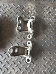 Петля двери передняя левая Honda Fit 2008