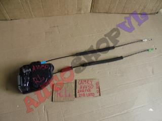 Замок двери задний левый TOYOTA CAMRY 12.2011