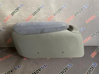 Бардачок между сиденьями TOYOTA PRIUS 09.1998