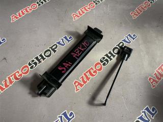 Крепление аккумулятора TOYOTA SAI 01.2010