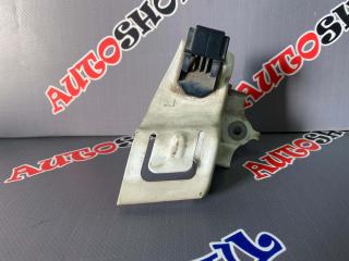 Крепление фары переднее левое TOYOTA PRIUS 11.1999