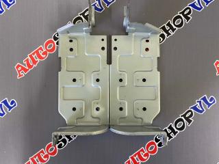 Запчасть крепление автомагнитолы TOYOTA WINDOM 03.2000