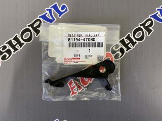 Крепление фары левое TOYOTA PRIUS с 12.2011 - ... новая Крепление фары левое TOYOTA PRIUS с 12.2011 - ...
