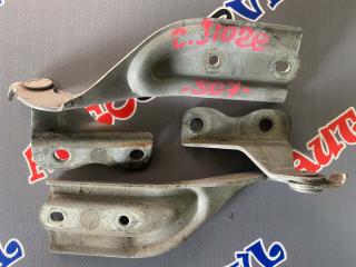 Запчасть петля капота TOYOTA CAMI 08.2002