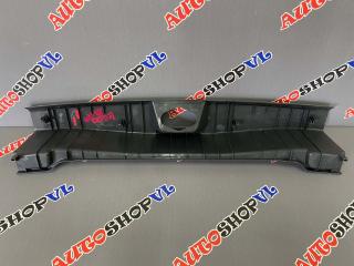 Накладка замка багажника TOYOTA PASSO KGC10 1KRFE Накладка замка багажника TOYOTA PASSO KGC10 1KRFE