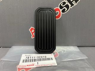 Фото запчасти накладка на педаль TOYOTA новая запчасть Запчасть накладка на педаль TOYOTA