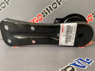 Запчасть крепление балки подвески заднее правое TOYOTA