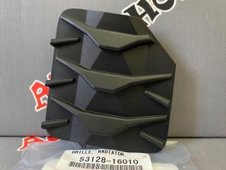 Запчасть заглушка бампера передняя TOYOTA COROLLA CROSS