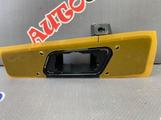 Запчасть кронштейн омывателя фар левый LEXUS LX450d