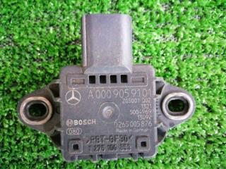 Датчик ускорения Mercedes-Benz E-Class контрактная Датчик ускорения Mercedes-Benz E-Class