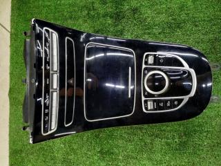 Центральная консоль Mercedes-Benz E-Class