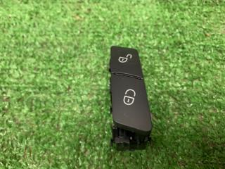 Кнопка блокировки двери левая Mercedes-Benz GLS-Class