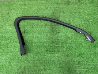 Рамка стекла двери передняя левая Mercedes-Benz C-Class