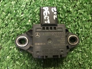 Датчик ускорения Mercedes-Benz E-Class контрактная Датчик ускорения Mercedes-Benz E-Class