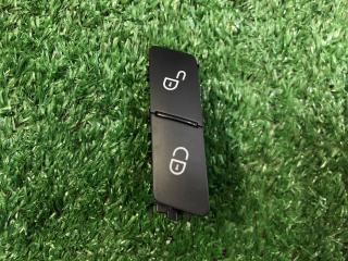 Кнопка блокировки двери Mercedes-Benz E-Class