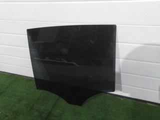 Стекло двери заднее левое Mercedes-Benz GLE-Class 2017