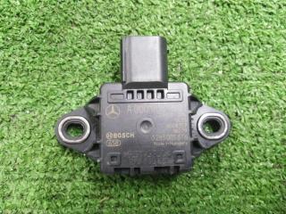 Датчик ускорения Mercedes-Benz E-Class 2016 контрактная Датчик ускорения Mercedes-Benz E-Class 2016