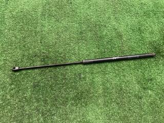 Амортизатор капота левый Mercedes-Benz GLE-Class 2017 контрактная Амортизатор капота левый Mercedes-Benz GLE-Class 2017