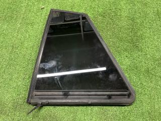 Форточка двери задняя левая Mercedes-Benz GLE-Class