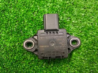 Датчик ускорения Mercedes-Benz AMG GT 2015 контрактная Датчик ускорения Mercedes-Benz AMG GT 2015