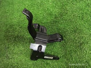 Держатель насоса ож Mercedes-Benz GLA-Class