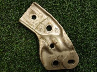 Кронштейн передний левый Mercedes-Benz GLC-Class