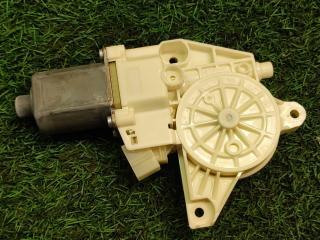 Мотор стеклоподъемника передний правый Mercedes-Benz M-Class контрактная Мотор стеклоподъемника передний правый Mercedes-Benz M-Class